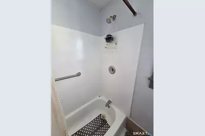 34 Mitchell Avenue, Waterbury, CT 06710 - Photo 18