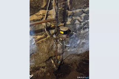 34 Mitchell Avenue, Waterbury, CT 06710 - Photo 8