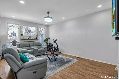 89 Uplands Way #89, Glastonbury, CT 06033 - Photo 6