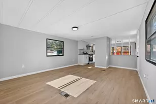 32 Nashua St, Norwich, CT 06360 - Photo 4