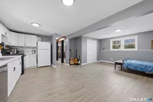 91 Russo Dr, Guilford, CT 06437 - Photo 14