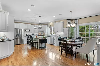 38 Balsam Landing, Glastonbury, CT 06033 - Photo 2