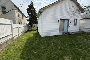 279 Clermont Ave, Bridgeport, CT 06610 - Photo 16