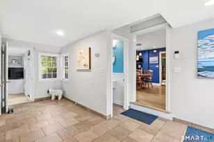 15 10 Acre Ln, West Hartford, CT 06107 - Photo 18