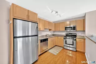 26 School House Dr, West Hartford, CT 06110 - Photo 4