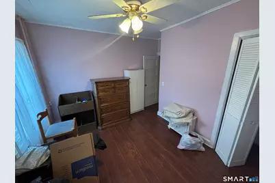 566 Wilmont Avenue, Bridgeport, CT 06607 - Photo 6