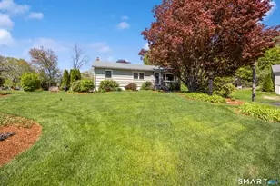 15 Country Dr, Norwich, CT 06360 - Photo 2