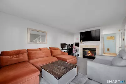 585 Park Road #7-2, Waterbury, CT 06708 - Photo 2