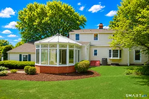 23 Norway Rd, North Haven, CT 06473 - Photo 4