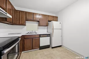 2316 Cromwell Hills Dr, Cromwell, CT 06416 - Photo 12