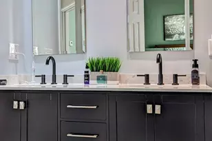 1306 Briar Woods Ln, Danbury, CT 06810 - Photo 10