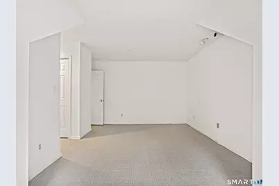 51 Forest Avenue #25, Greenwich, CT 06870 - Photo 18