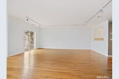 51 Forest Avenue #25, Greenwich, CT 06870 - Photo 10