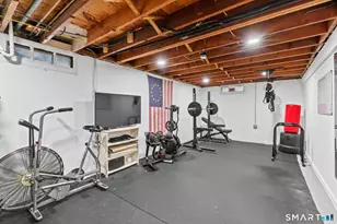 40 Fairlee Rd, West Hartford, CT 06107 - Photo 34