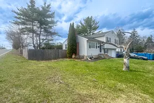 5 Old Farm Dr, Newington, CT 06111 - Photo 2