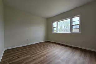 190 Hart St, New Britain, CT 06052 - Photo 12