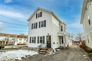 24 Elm St, New Milford, CT 06776 - Photo 1