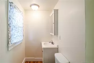 24 Elm St, New Milford, CT 06776 - Photo 16