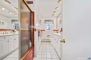 18 Freedom Rd, Middlebury, CT 06762 - Photo 16