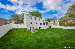 18 Foxridge Rd, West Hartford, CT 06107 - Photo 28