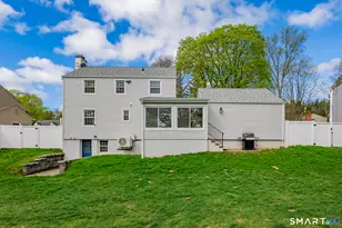 18 Foxridge Rd, West Hartford, CT 06107 - Photo 30