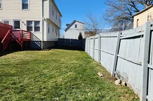 164 Meadowview Ave, Stratford, CT 06615 - Photo 2