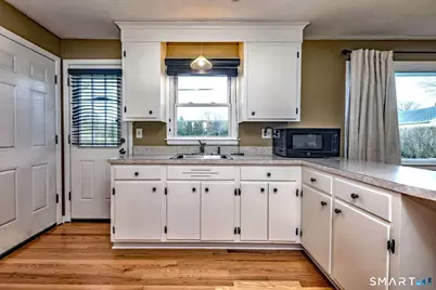 85 Maureen Street, Stratford, CT 06615 - Photo 14