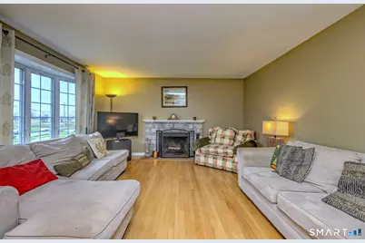 85 Maureen Street, Stratford, CT 06615 - Photo 4