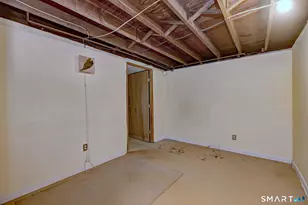 85 Maureen St, Stratford, CT 06615 - Photo 32