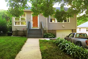 25 Rena Pl, Fairfield, CT 06825 - Photo 2