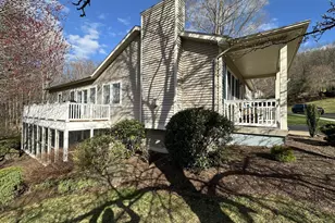 131 Hawthorne Dr, Berlin, CT 06037 - Photo 2