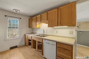 454 Norfolk Rd, Torrington, CT 06790 - Photo 12