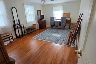 44 Steele St, New Britain, CT 06052 - Photo 8