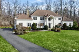 23 Aldo Dr, Woodbridge, CT 06525 - Photo 2