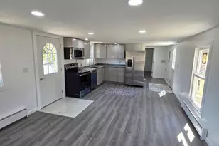 303 Mohegan Park Rd, Norwich, CT 06360 - Photo 6