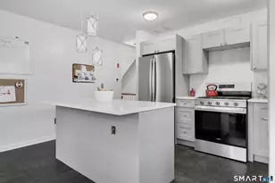 10 Maple Dr, Greenwich, CT 06870 - Photo 12