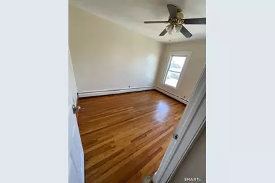 33 Wilkenda Avenue, Waterbury, CT 06708 - Photo 8