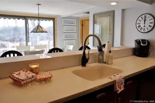 92 High Ridge Rd, Guilford, CT 06437 - Photo 12