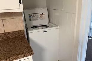 33 Pilgrim Ave, Waterbury, CT 06704 - Photo 10