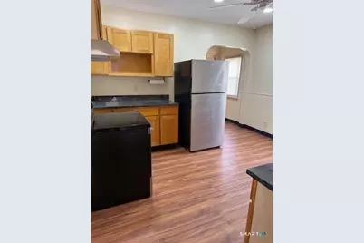 1694 Broad Street #2, Hartford, CT 06106 - Photo 8