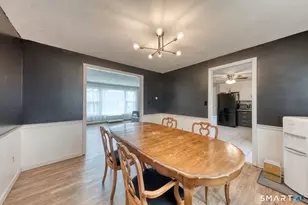 160 Windbrook Dr, Windsor, CT 06095 - Photo 8