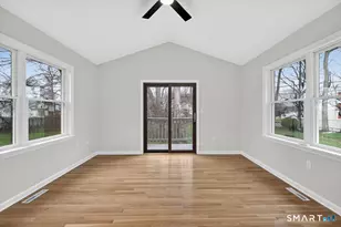 321 Franklin Rd, Hamden, CT 06517 - Photo 12