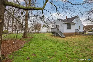 321 Franklin Rd, Hamden, CT 06517 - Photo 30