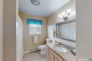 20 Driftway Rd, Danbury, CT 06811 - Photo 32