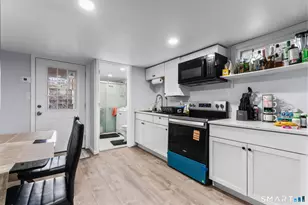 219 Orland St, Bridgeport, CT 06605 - Photo 16