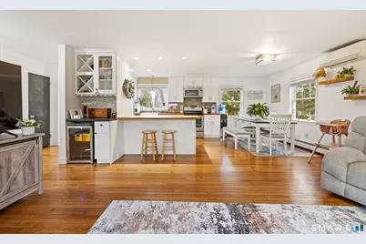 22 Beach Park Road, Clinton, CT 06413 - Photo 2