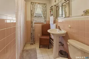 59 Hinckley St, Norwich, CT 06360 - Photo 14