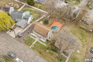 104 Oakdale St, Bridgeport, CT 06606 - Photo 38