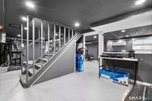 104 Oakdale St, Bridgeport, CT 06606 - Photo 30