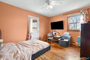 104 Oakdale St, Bridgeport, CT 06606 - Photo 18